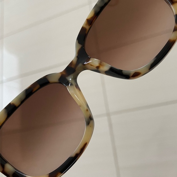 COPY - Warby Parker Aubrey Narrow Sunglasses - Picture 8 of 8